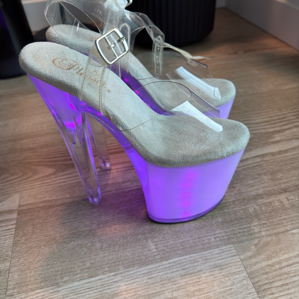 Pleaser color changing led light-up sandal